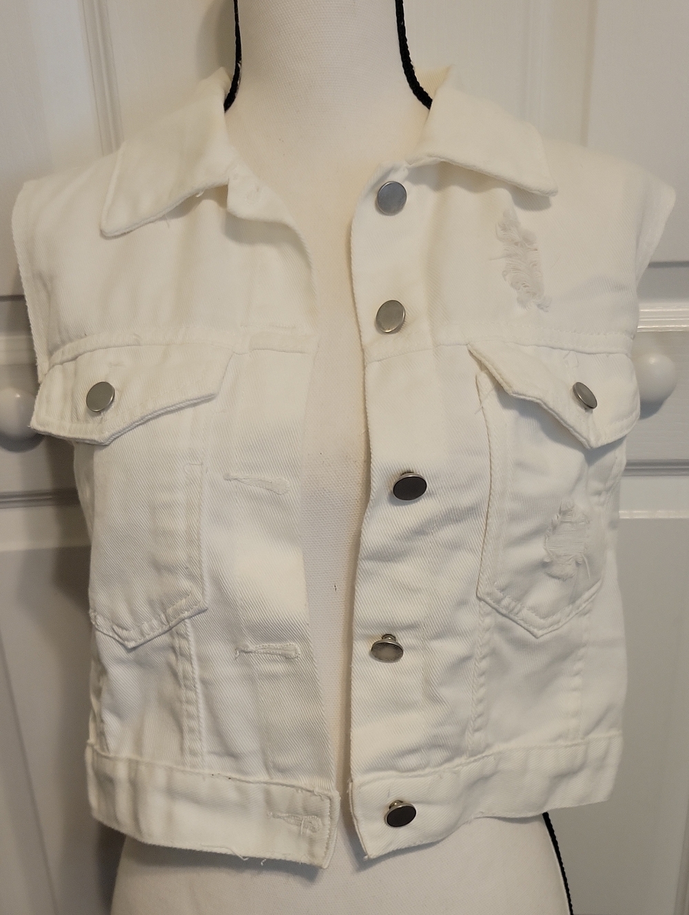 White Jean Vest Size Small